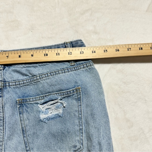 MOM Vintage High Rise Distress Jeans - Picture 11 of 15